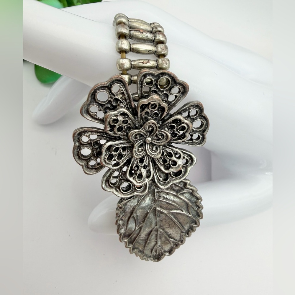 VINTAGE DOUBLE FLOWER RING - Picture 8 of 8